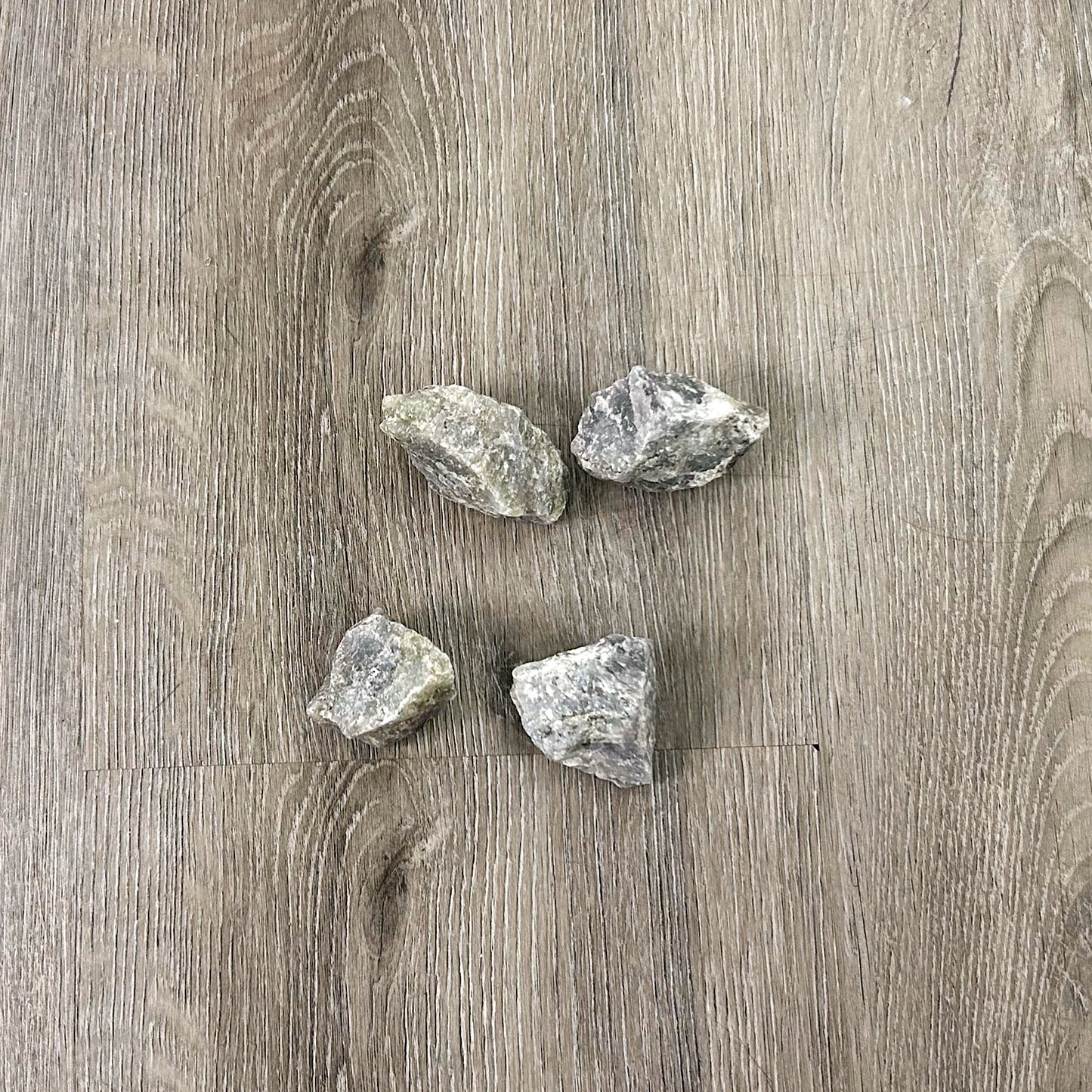 Labradorite Rough
