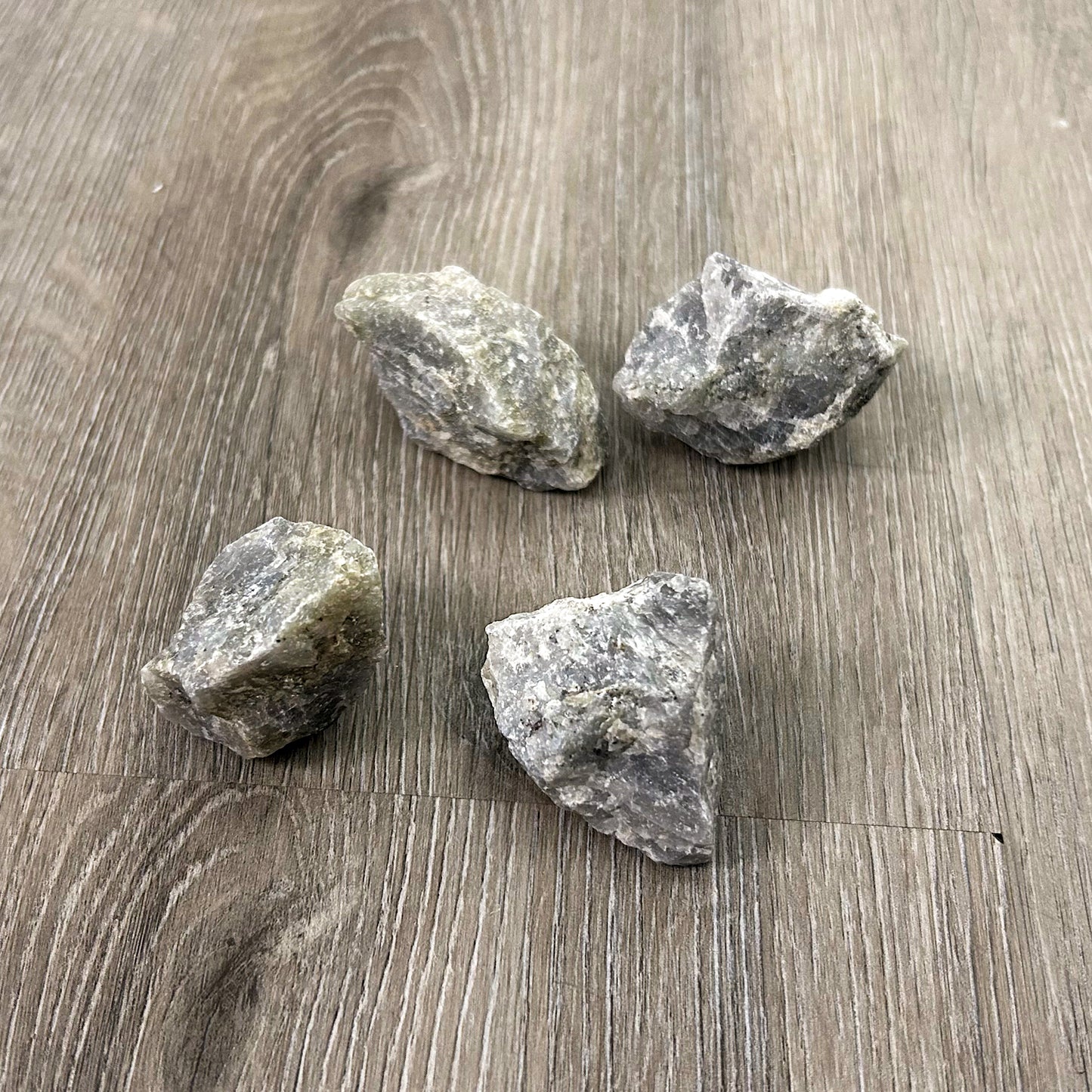 Labradorite Rough