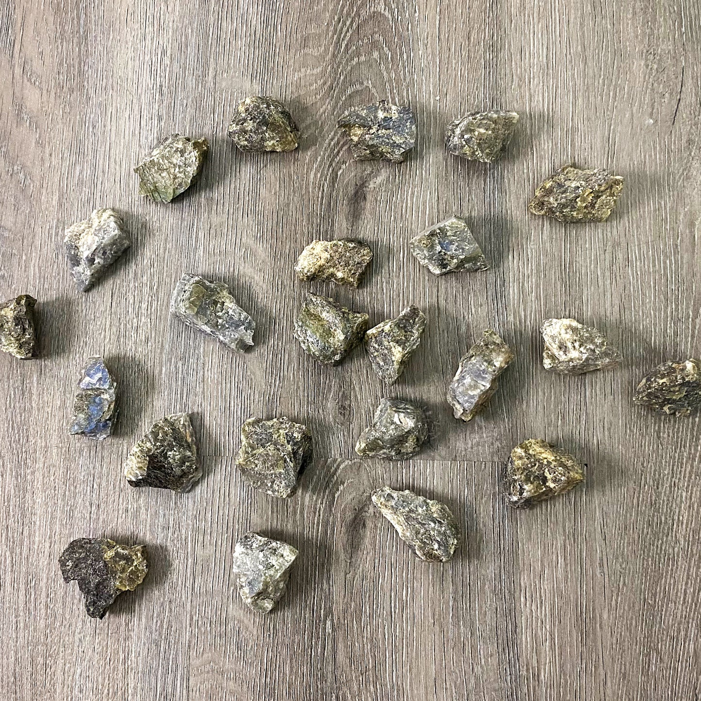 Labradorite Rough