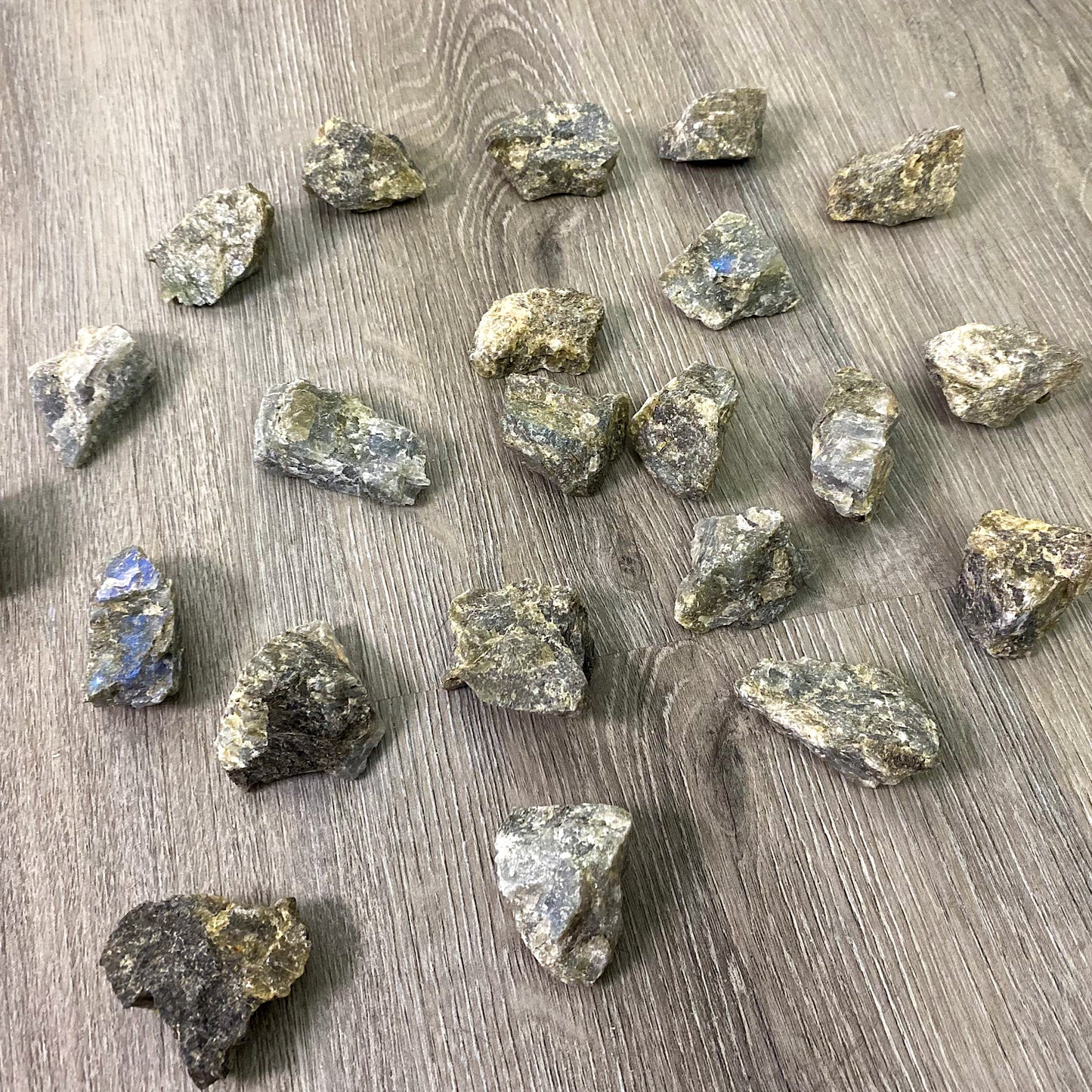 Labradorite Rough